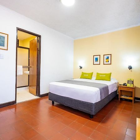 Ayenda 1502 Principe Hotel บูการามังกา ภายนอก รูปภาพ